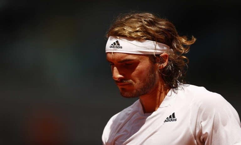 tsitsipas 01