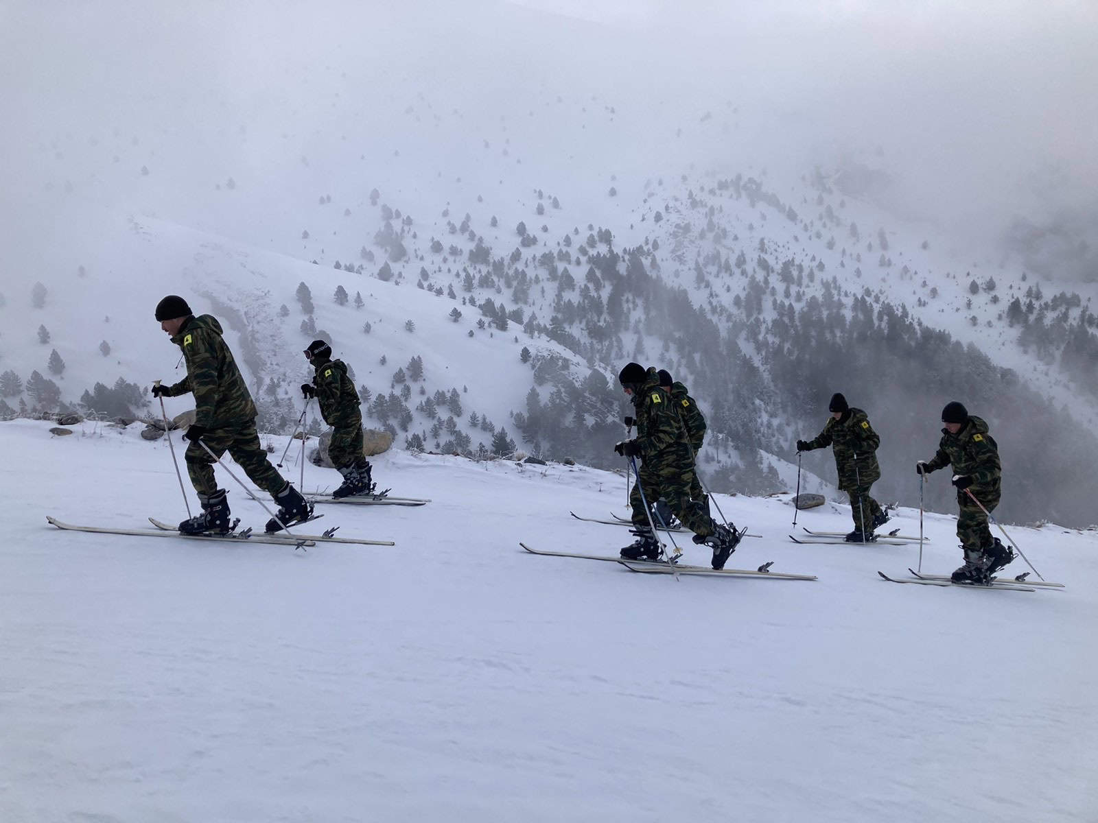 stratiotiki scholi eyelpidon entyposiaka plana apo tin cheimerini ekpaideysi sto keoach 01