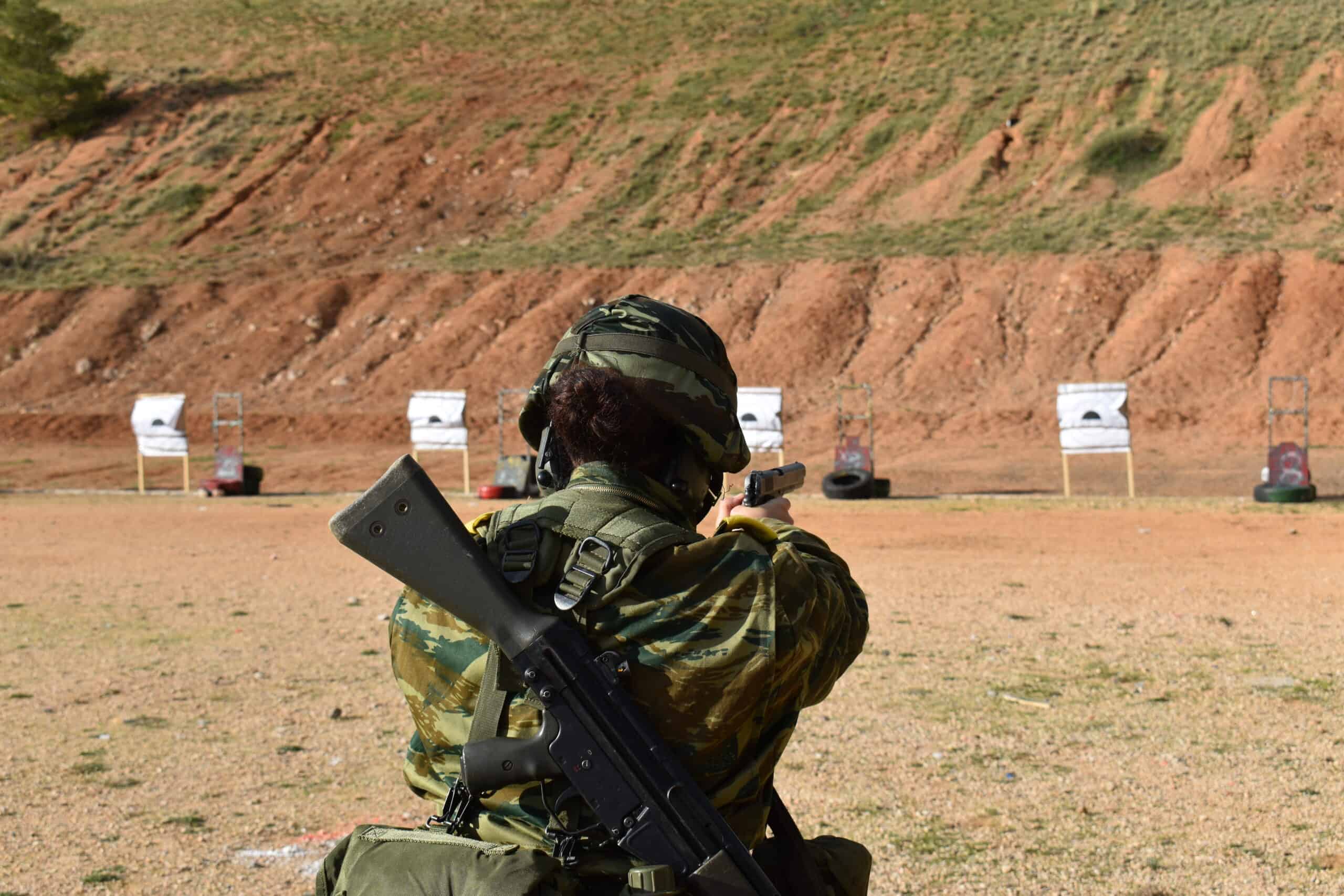 stratiotiki scholi eyelpidon entyposiaka plana apo tin cheimerini ekpaideysi sto keoach 01