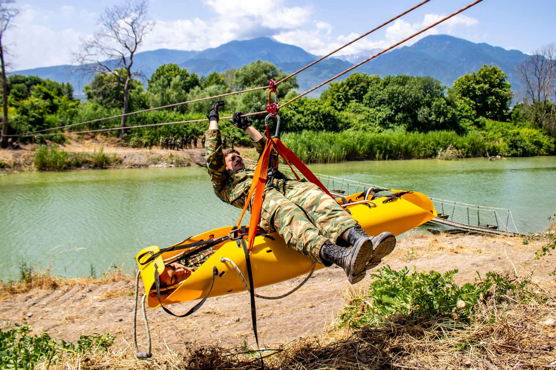 therini ekpaideysi sholis monimon ypaxiomatikon smy 01