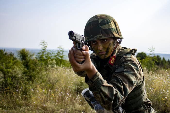 therini ekpaideysi sholis monimon ypaxiomatikon smy 01