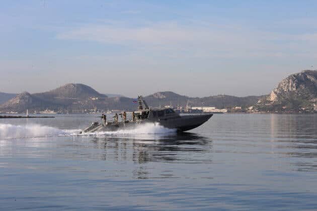 skafi anorthodoxoy polemoy tacheias metaforas 02