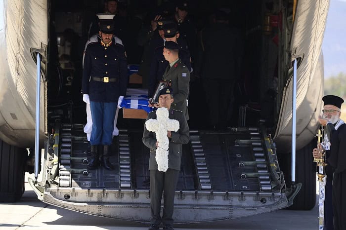 meta apo 50 chronia stin ellada ta leipsana 01