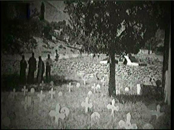 oi iroes tou 40 perimenoun 03