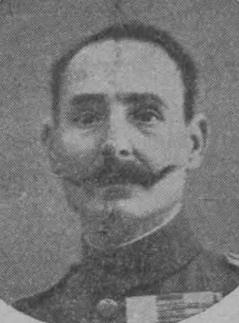 enas megalos iroas tis ellados 01