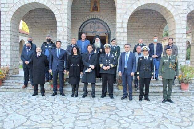 entafiasmos 32 ellinon pesonton 01